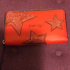 Charming charming wallet